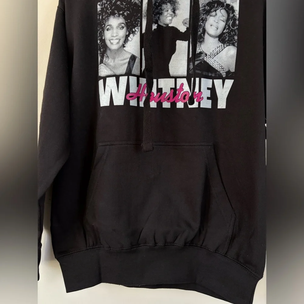Whitney Houston Graphic Hoodie NWT - Picture 3 of 8